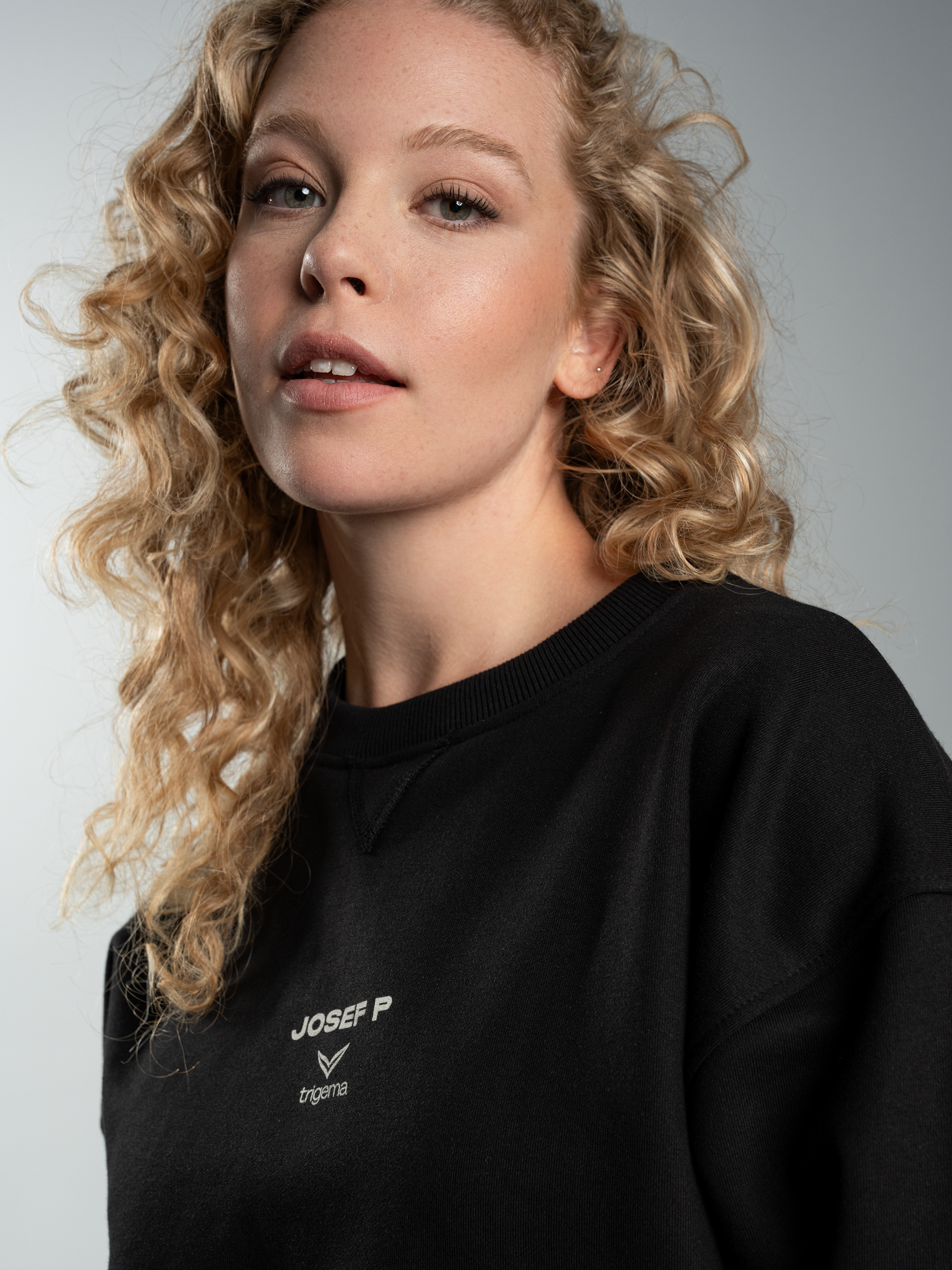 JOSEF P x Trigema Sweatshirt – Schwarz