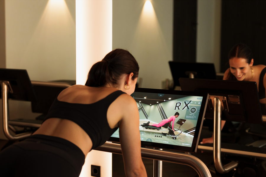 Premium Reformer Pilates Bildschirmtraining in München